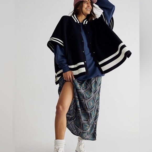 Free People Pep Rally Stripe Poncho Sweater Jacket - Picture 2 of 12